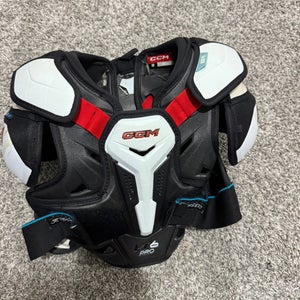 Small Senior CCM Jetspeed FT6 Pro Shoulder Pads (Used)