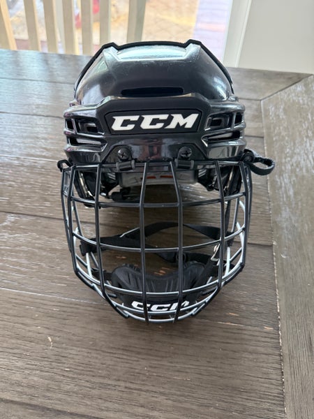 Small CCM Tacks 910 Helmet (Used)