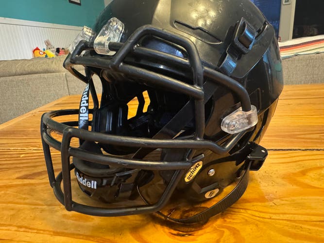 F7 2.0 football helmet