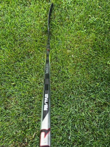 Senior Bauer Vapor Hyperlite 2 Left Hand Hockey Stick P88 (New)