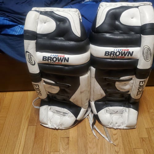33" 2014 SR Goalie Leg Pads (Used)