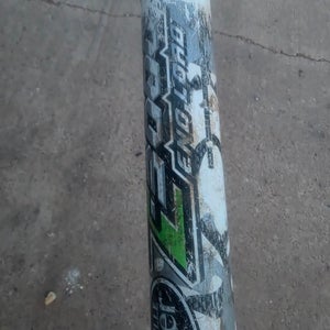 Louisville Slugger Z3000 Bat 26 oz 34" (Used)