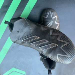 Adidas Freaks Size M 6.0 (W 7.0)