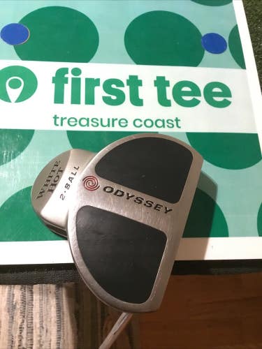 Odyssey White Hot 2-Ball Putter 33 Inches (RH)