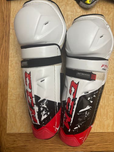Senior CCM Jetspeed FT4 pro 15" Shin Pads  (Used)