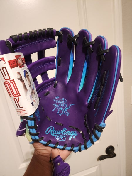 2025 Rawlings RH Outfield Heart of the Hide Baseball Glove 12.75" (New)