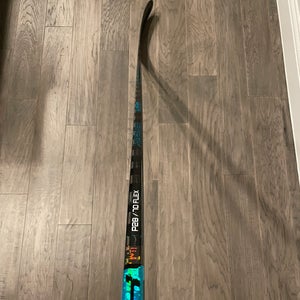 Senior Bauer Twitch Left Hand P28