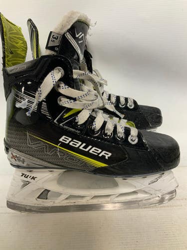 Used Bauer VAPOR X4 Junior Hockey Skate Junior 03.5 11823-S000033089