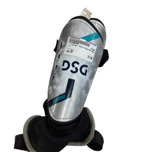 Used Dsg Soccer Shin Guards Adult White SM 11884-S000049535