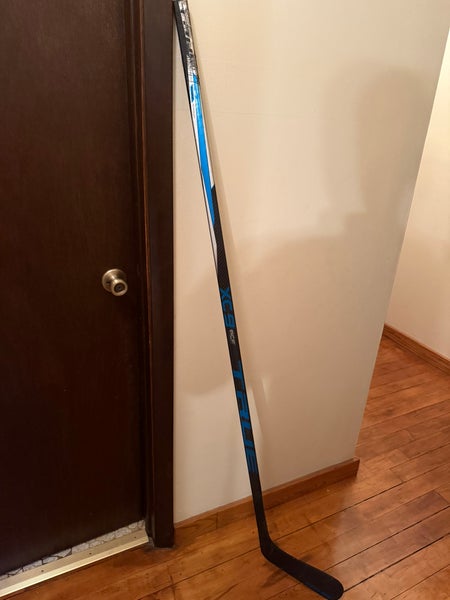 Senior True XC9 ACF Left Hand Hockey Stick TC2 (Used)