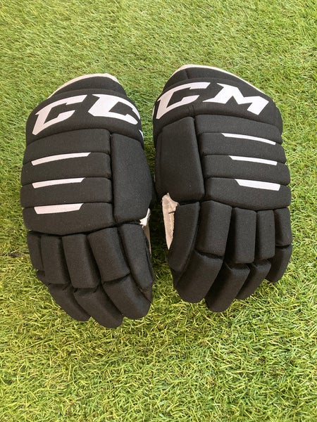 Black Senior CCM Tacks 4R2 Gloves 14" (Used)