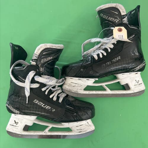 Senior Bauer Supreme Shadow Hockey Skates | Size 7 Fit 3