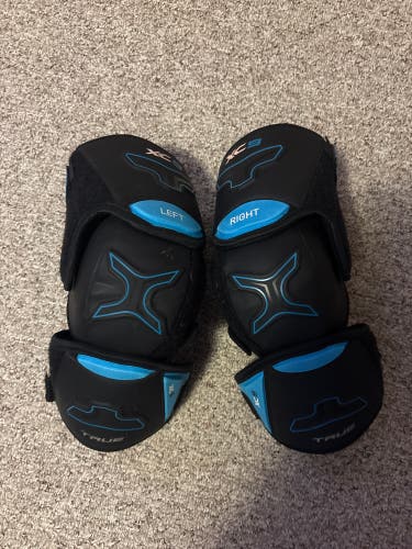 Extra Large Senior True Xc9 Elbow Pads  (New)