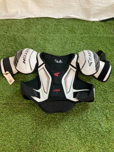 Small Senior Easton Synergy 20 Shoulder Pads (Used)