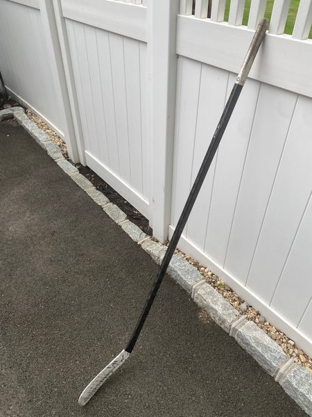 Intermediate  Right Handed Hockey Stick P88 (Used)