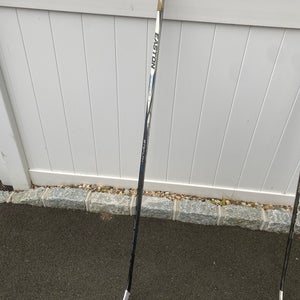 Intermediate Easton Stealth 30 Right Handed Hockey Stick P28 (Used)