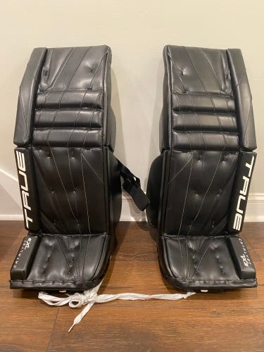 TRUE Catalyst 7X3 Leg Pads- Sr 33 + 2