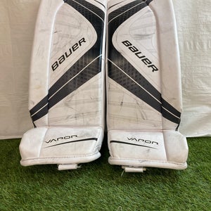 White Small Junior Bauer Vapor X700 Goalie Leg Pads (Used)