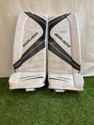 White Small Junior Bauer Vapor X700 Goalie Leg Pads (Used)
