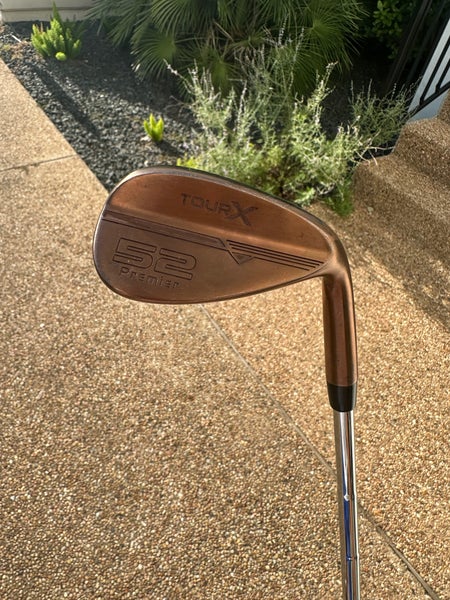 Tour Edge Right Handed 52 Degree Copper Wedge