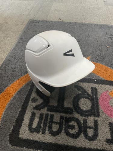 Used Easton BATTING HELMET Batting Helmet No Mask White LG 11614-S000217982