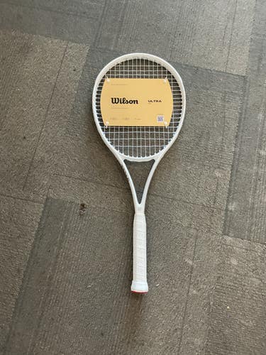 Used Wilson ULTRA UV Adult Tennis Racquet White 3 3/8" 11614-S000218002