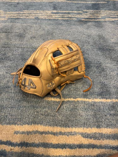 44 Pro RH Infield Signature Series Baseball Glove 11.5" (Used)
