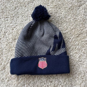 USA Hockey Unisex One Size Fits All Nike Beanie (New)