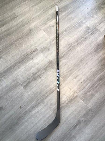 Senior CCM Jetspeed FT7 Pro Right Handed Hockey Stick P28 Pro Stock Benning (New)