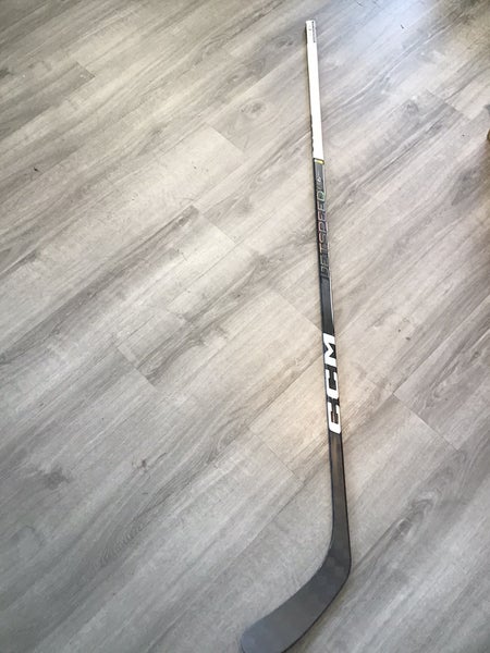Senior CCM Jetspeed FT6 Pro Right Handed Hockey Stick Pro Stock (New)