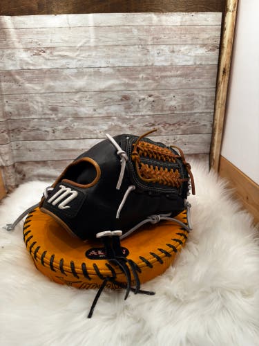 Marucci RH Infield Capitol Series Baseball Glove 11.75" (Used)