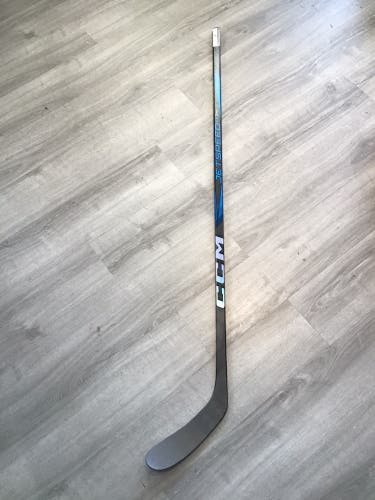 Senior CCM Jetspeed FT7 Pro Right Handed Hockey Stick Pro Stock Sourdif (New)