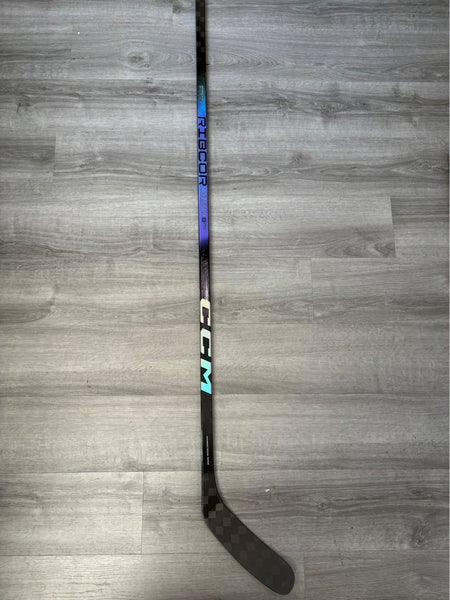 Senior CCM RibCor Trigger 8 Pro Left Hand Hockey Stick Toe Pattern Pro Stock Staios (New)
