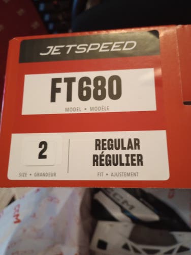 *Unused* CCM JetSpeed FT 680 Hockey Skates Regular Width Size 2 (New)