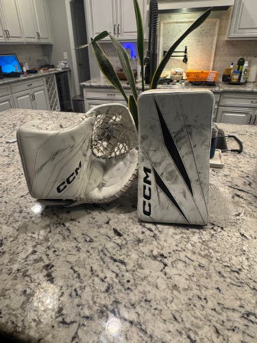 CCM Glove & Blocker Set