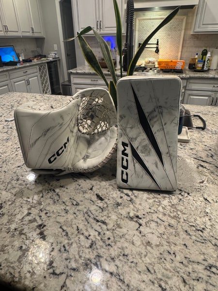 CCM Glove & Blocker Set
