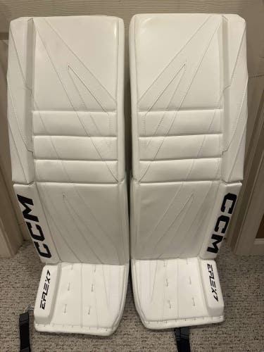 New 35+2 CCM Eflex 7 Goalie Leg Pads