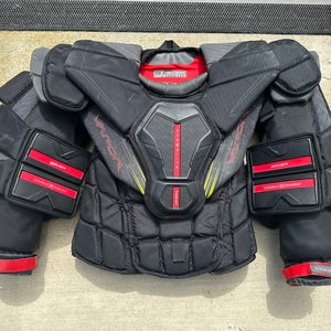 XS  Bauer Vapor Hyperlite 2 Goalie Chest Protector (Used)