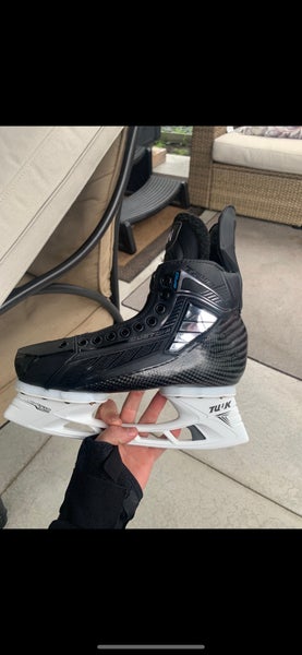 2023 True Pro Custom Hockey Skates Regular Width Pro Stock 8.5 (New)