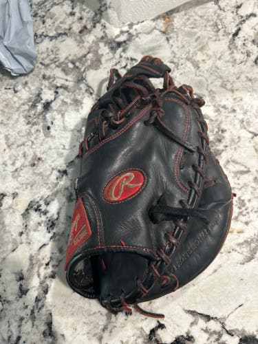 Catcher's Rawlings RH Baseball Glove 32" (Used)