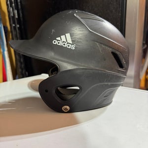 adidas Tee Ball Helmet Size 6-6 1/2