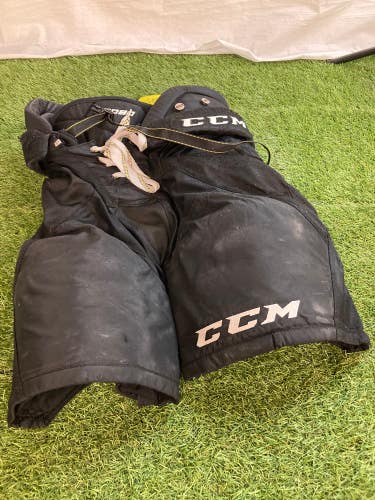 Black Senior Small CCM Tacks 9080 Hockey Pants (Used)