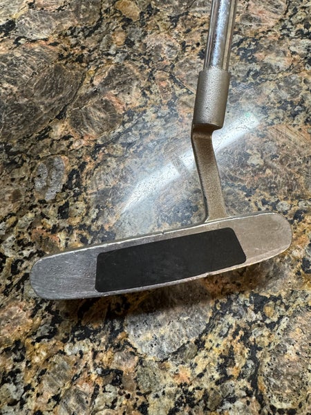 Odyssey Dual Force 990 33.5”