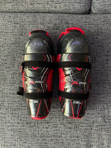 Used Bauer Vapor X700 11" Shin Pads