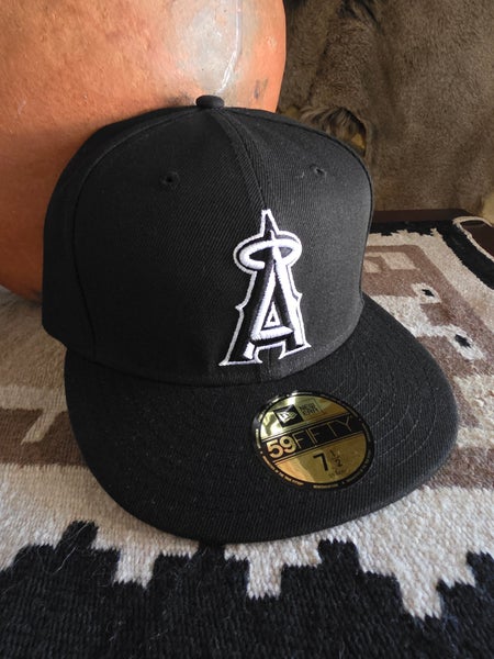 Los Angeles Angels Baseball Black New Era 59Fifty Fitted Hat Size 7 1/2 NWT