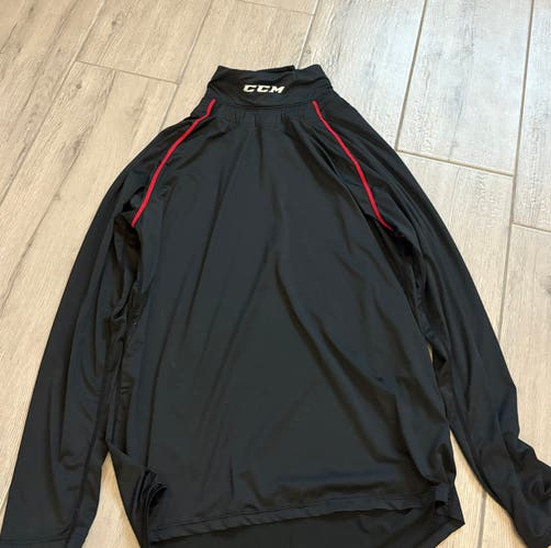 Large CCM Long Sleeve Neck Guard NEW