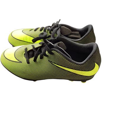 Used Nike Soccer Cleats Yellow Junior 02.5 11479-S000399617