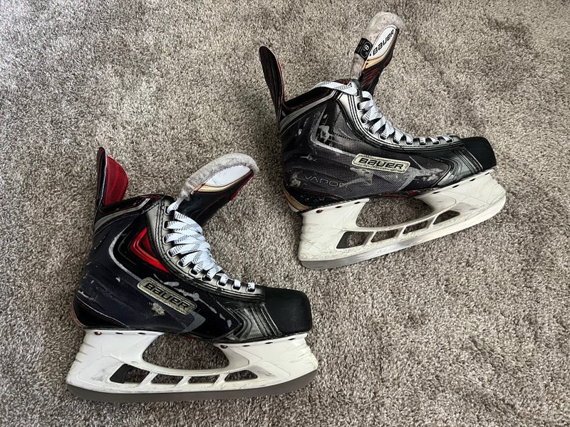 Bauer Vapor APX2 Hockey Skates Regular Width  8.5 (Used)