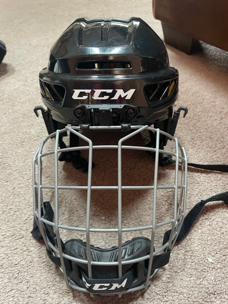 Youth CCM FL3DS  YT Helmet (Used)