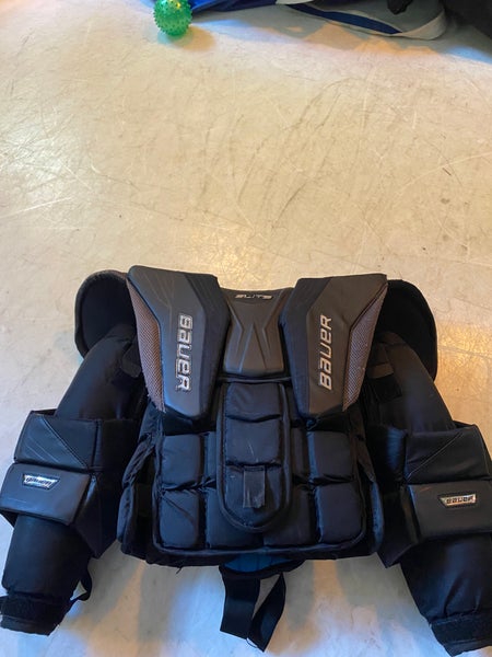 Int Large  Bauer Elite Goalie Chest Protector (Used)